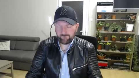 Felix84 online show from February 1, 2026, 7:34 pm