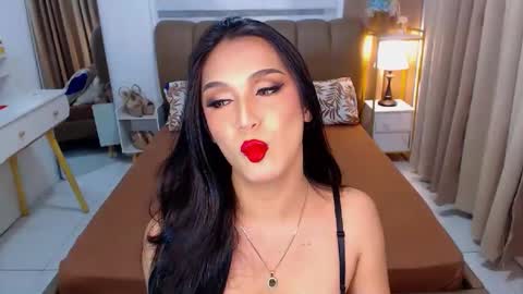 Snapshot of adychavez chatting on February 18, 2025, 8:59 am Ur Dream girl online show from February 18, 2025, 8:59 am