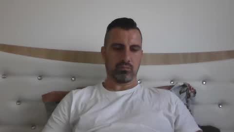 Adrian online show from May 3, 2026, 5:35 am