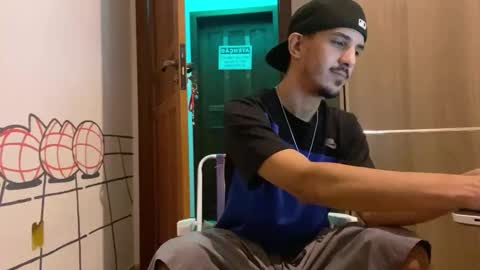 Luci online show from September 12, 2025, 2:44 am