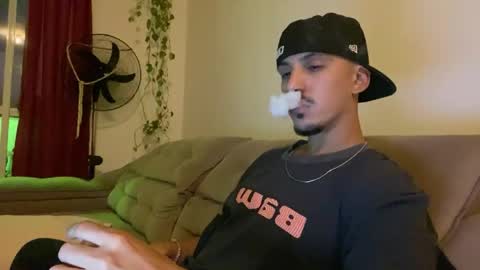 Luci online show from April 13, 2026, 3:23 am