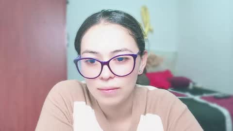 lia online show from June 9, 2026, 6:03 am
