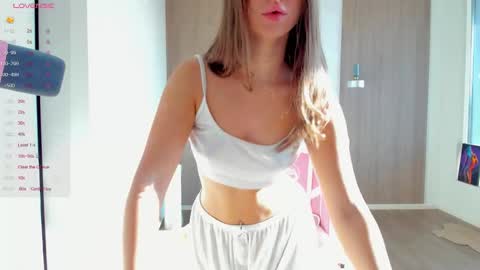 Naomi My instagram account - teasing naomi online show from October 14, 2025, 3:29 am