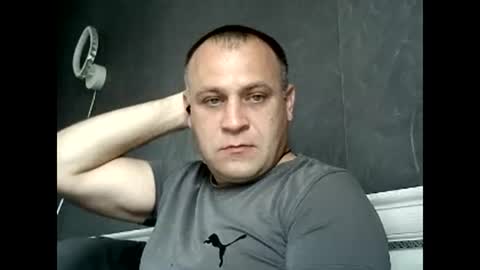 Sasha online show from November 19, 2025, 7:19 am