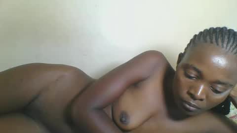 Snapshot of africancutegal chatting on February 21, 2026, 3:02 pm Yvonne online show from February 21, 2026, 3:02 pm