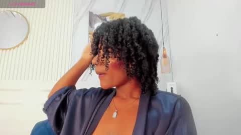 Afro Luna online show from November 26, 2025, 11:55 am