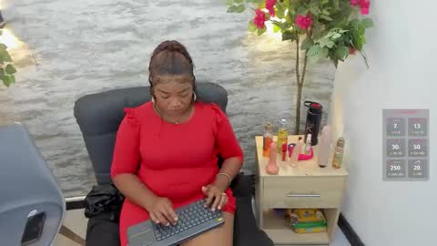 Snapshot of afrodita_de_amor chatting on October 10, 2025, 12:04 pm Vr. online show from October 10, 2025, 12:04 pm