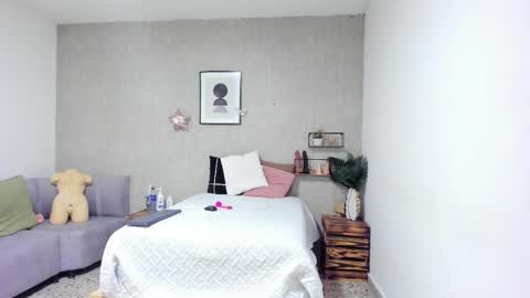 Snapshot of afrodita_martinez chatting on October 14, 2025, 10:21 pm Afrodita online show from October 14, 2025, 10:21 pm