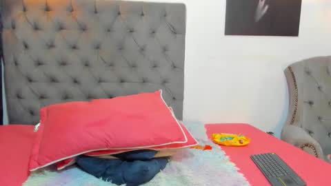 Snapshot of afrodiva69_ chatting on March 31, 2026, 6:19 pm Afro Diva online show from March 31, 2026, 6:19 pm