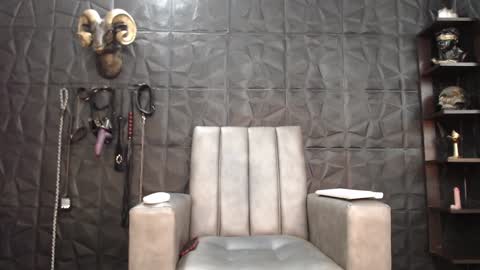 Snapshot of agata_darkness chatting on December 4, 2024, 3:21 pm  Miss Agata  online show from December 4, 2024, 3:21 pm