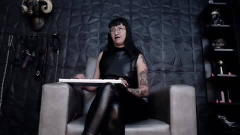 Snapshot of agata_darkness chatting on December 23, 2024, 9:51 pm  Miss Agata  online show from December 23, 2024, 9:51 pm