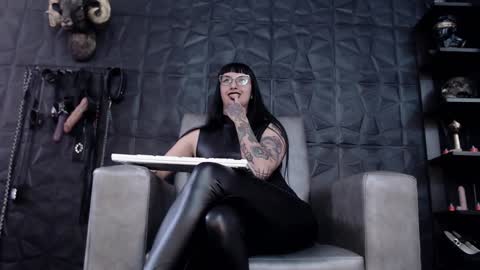 Snapshot of agata_darkness chatting on January 11, 2025, 3:31 pm  Miss Agata  online show from January 11, 2025, 3:31 pm