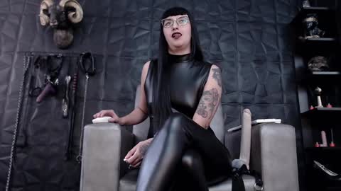 Snapshot of agata_darkness chatting on January 23, 2025, 7:40 pm  Miss Agata  online show from January 23, 2025, 7:40 pm