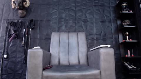 Snapshot of agata_darkness chatting on February 17, 2025, 4:48 pm  Miss Agata  online show from February 17, 2025, 4:48 pm
