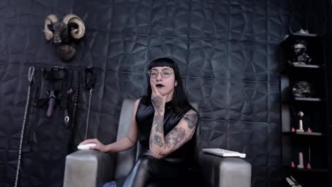 Snapshot of agata_darkness chatting on March 1, 2025, 2:23 pm  Miss Agata  online show from March 1, 2025, 2:23 pm