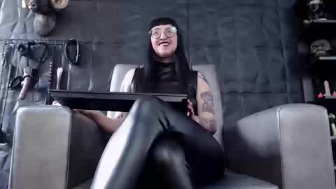 Snapshot of agata_darkness chatting on September 23, 2025, 6:22 pm  Miss Agata  online show from September 23, 2025, 6:22 pm