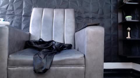 Snapshot of agata_darkness chatting on October 20, 2025, 4:29 pm  Miss Agata  online show from October 20, 2025, 4:29 pm