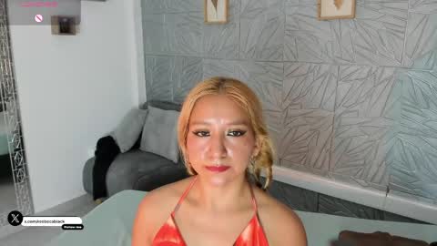 Agatadelphine online show from June 2, 2026, 1:13 pm