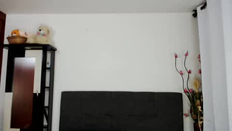 johana online show from December 19, 2024, 6:01 pm