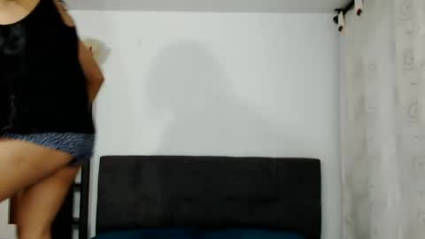 johana online show from February 17, 2025, 6:26 pm