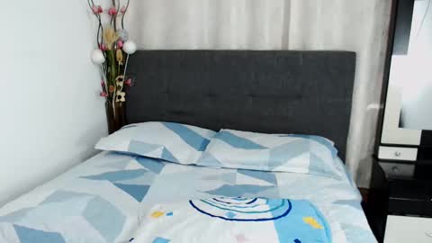 johana online show from March 12, 2025, 5:38 pm