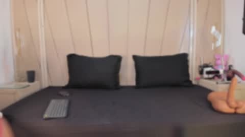 Agatha Steel online show from April 20, 2026, 7:37 pm