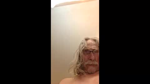 agedhardwood59618233 online show from February 18, 2026, 9:16 am