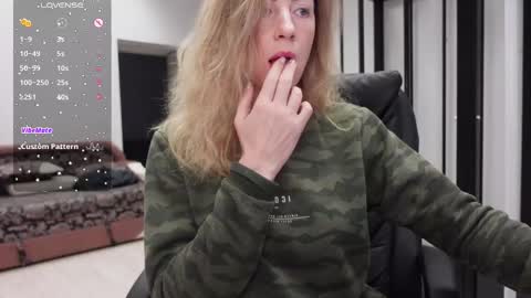 Agelina Lilly Laura online show from February 20, 2025, 6:17 am