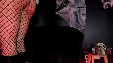 agnes_jones online show from October 15, 2025, 9:04 pm