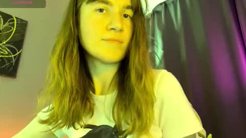 Snapshot of agniia257 chatting on February 26, 2026, 6:29 pm Kleya online show from February 26, 2026, 6:29 pm