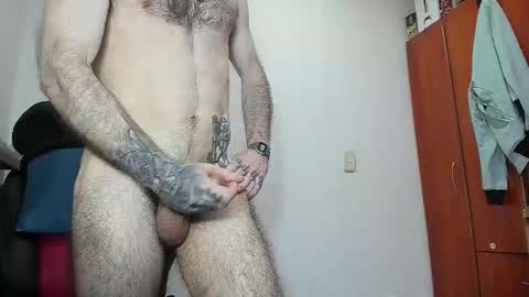 Agustin online show from January 31, 2026, 7:11 pm