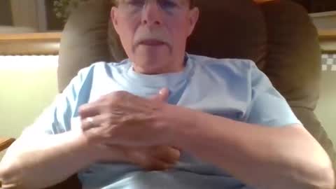 Snapshot of aguynrkfrd chatting on May 11, 2026, 9:15 am aguynrkfrd online show from May 11, 2026, 9:15 am