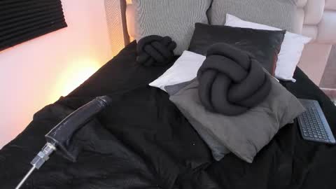 Ahmara  online show from February 23, 2026, 12:46 pm