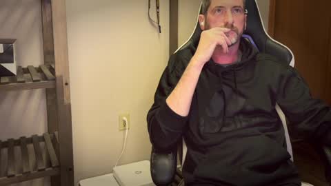 AhShucks online show from April 21, 2026, 3:13 am