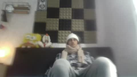 Snapshot of ahbehbi12 chatting on December 21, 2024, 12:06 pm ahbehbi12 online show from December 21, 2024, 12:06 pm