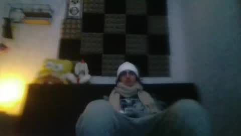 Snapshot of ahbehbi12 chatting on December 21, 2024, 5:29 pm ahbehbi12 online show from December 21, 2024, 5:29 pm