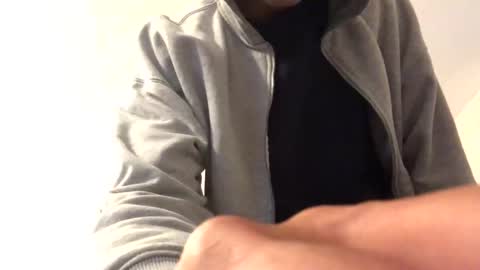 Snapshot of ahbehbi12 chatting on September 11, 2025, 5:07 am ahbehbi12 online show from September 11, 2025, 5:07 am