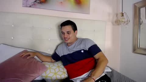 ahntony  69 online show from January 18, 2025, 6:13 am