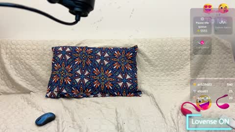 AHSLEY online show from January 27, 2025, 1:37 am