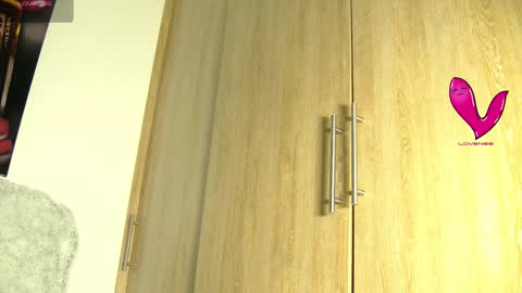 Aida  online show from November 5, 2025, 11:32 am