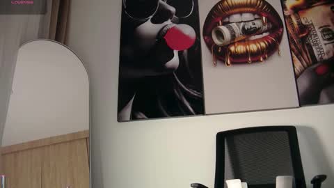 Aida  online show from December 18, 2025, 11:16 am