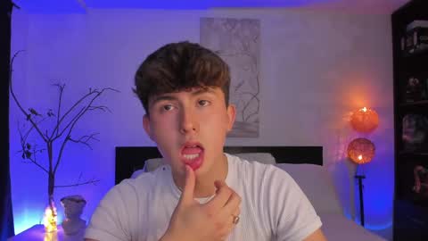 A H  online show from March 1, 2025, 4:26 am