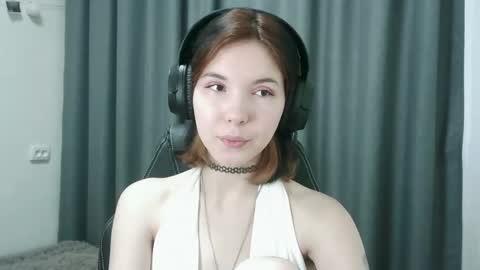 Snapshot of aidathome chatting on June 7, 2026, 4:44 pm Ruby online show from June 7, 2026, 4:44 pm