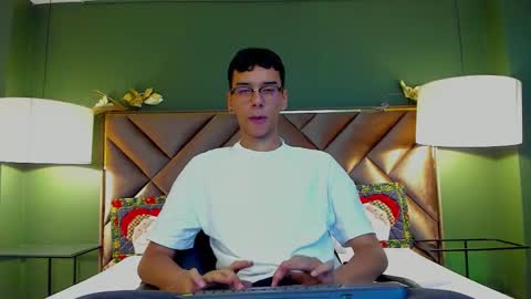 aiden_royce online show from November 29, 2025, 3:53 am