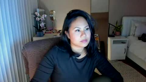 Snapshot of aigenerator chatting on November 16, 2025, 1:22 am Giana online show from November 16, 2025, 1:22 am