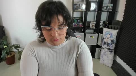 Snapshot of aikadreams chatting on January 16, 2025, 3:24 pm Catalina online show from January 16, 2025, 3:24 pm