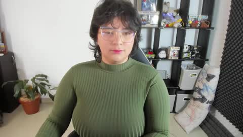 Snapshot of aikadreams chatting on February 5, 2025, 12:38 pm Catalina online show from February 5, 2025, 12:38 pm