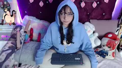 Snapshot of aiko_yagami chatting on October 9, 2025, 3:15 am Aiko online show from October 9, 2025, 3:15 am