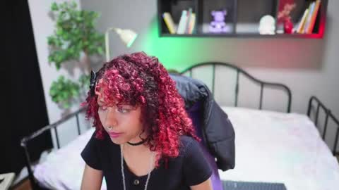 Aiko online show from April 21, 2026, 1:42 am