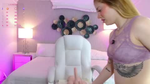ailee_pons online show from May 15, 2026, 12:12 pm